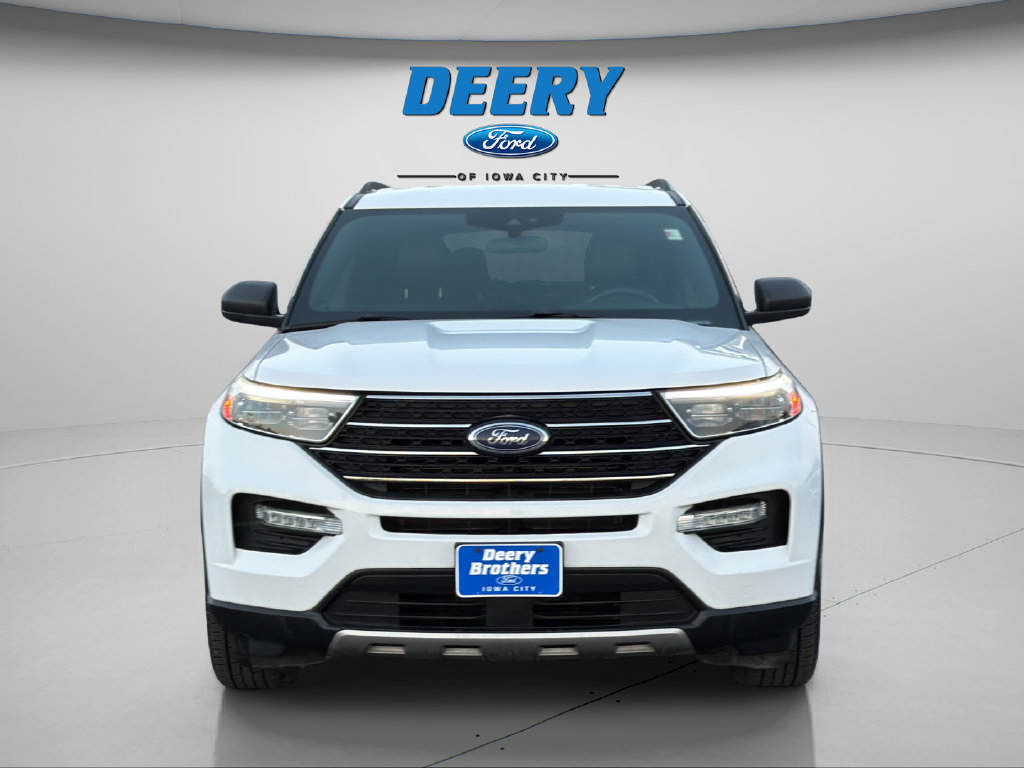 Used 2020 Ford Explorer XLT w/ Equipment Group 202A AWD/4WD image 3