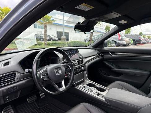 Used 2022 Honda Accord Sport image 10
