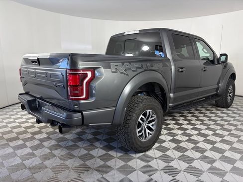 Used 2017 Ford F150 Raptor w/ Equipment Group 802A Luxury AWD/4WD image 7