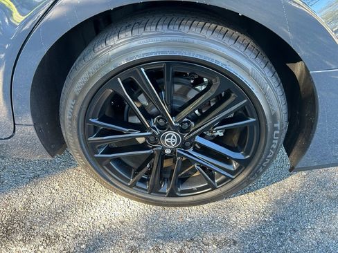 Certified 2025 Toyota Camry SE image 9