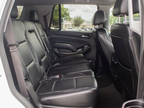 Used 2018 Chevrolet Tahoe LS RWD image 18
