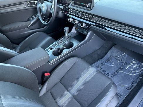 Used 2025 Honda Civic Sport image 15