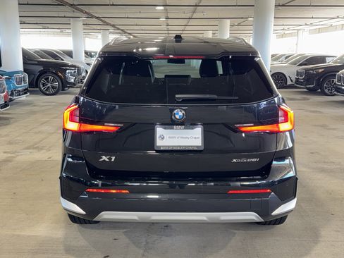 Used 2025 BMW X1 xDrive28i w/ Technology Package image 7