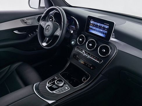 Used 2019 Mercedes-Benz GLC 300 image 15