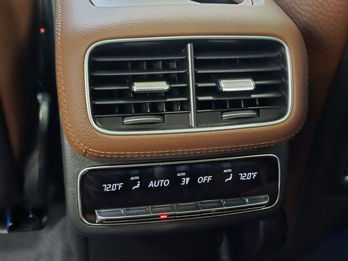 New 2026 Mercedes-Benz GLS 580 4MATIC image 19