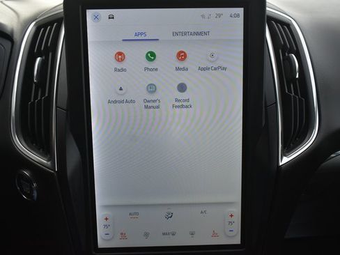 Used 2024 Ford Edge Titanium image 24