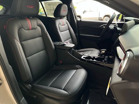 New 2026 Chevrolet Trax RS w/ Driver Confidence Package image 17