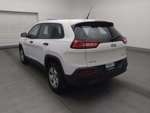 Used 2015 Jeep Cherokee Sport AWD/4WD image 5