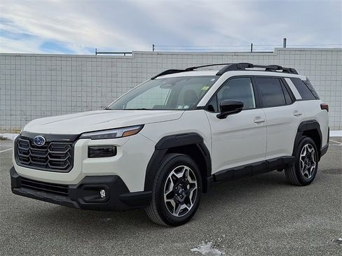 New 2026 Subaru Outback Touring image 6