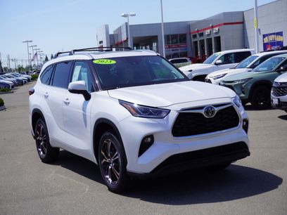 Used 2023 Toyota Highlander Limited