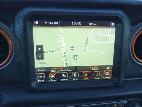 Used 2023 Jeep Gladiator Mojave w/ Trailer Tow Package image 11