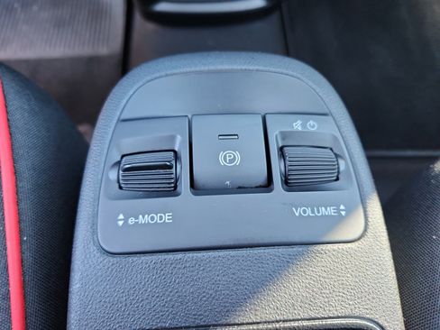 Used 2024 FIAT 500 e (RED) image 33