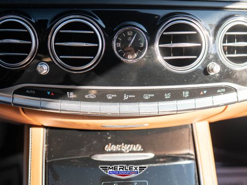 Used 2019 Mercedes-Benz S 560 4MATIC Sedan w/ Premium Package image 35
