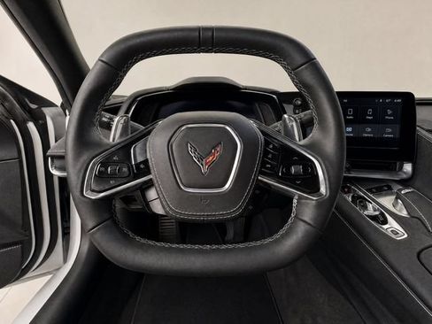 Used 2025 Chevrolet Corvette Stingray Preferred Cpe w/ Battery Protection Package RWD image 14