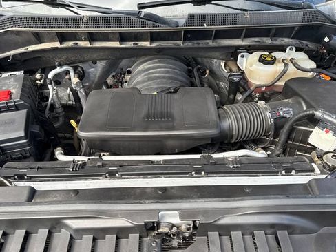 Used 2020 Chevrolet Silverado 1500 LT w/ Convenience Package AWD/4WD image 27