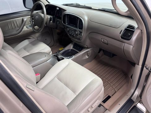 Used 2007 Toyota Sequoia Limited image 9