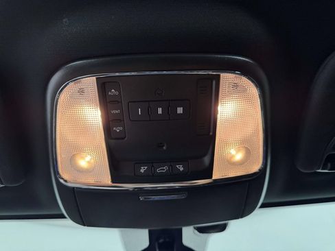 Used 2021 Jeep Grand Cherokee Laredo X AWD/4WD image 24