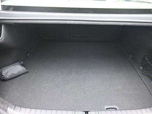 Used 2023 Genesis G70 2.0T image 28