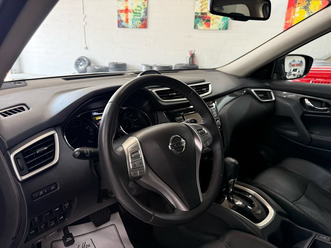 Used 2016 Nissan Rogue SL AWD/4WD image 10
