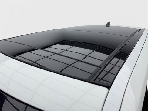 Used 2020 Land Rover Range Rover HSE image 14