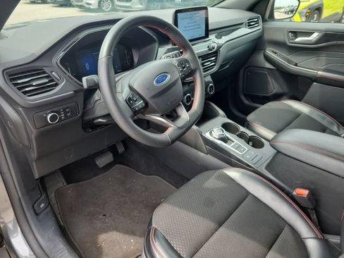 Used 2025 Ford Escape ST-Line AWD/4WD image 17