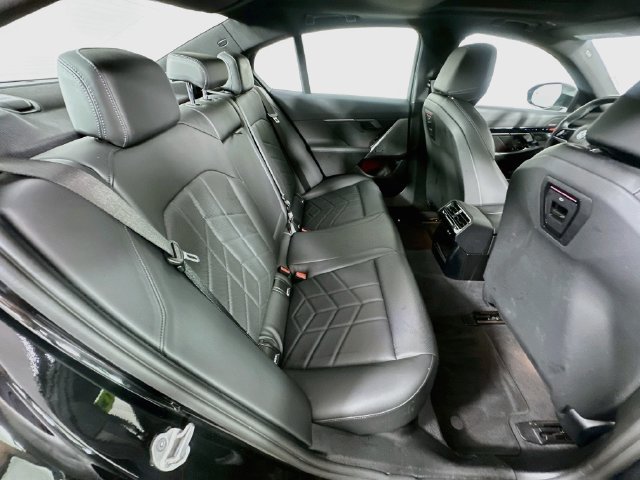 Used 2026 BMW 530i xDrive AWD/4WD image 29