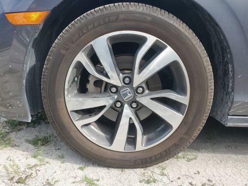 Used 2022 Honda Odyssey Touring image 4