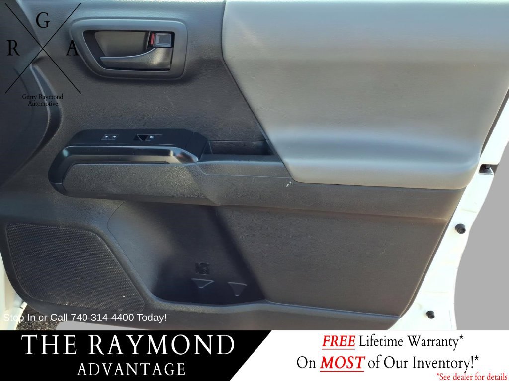 Used 2022 Toyota Tacoma SR AWD/4WD image 10