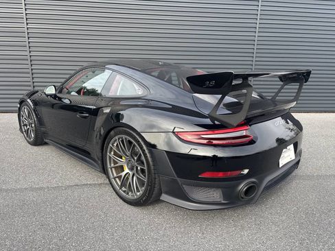 Used 2018 Porsche 911 GT2 RS image 3