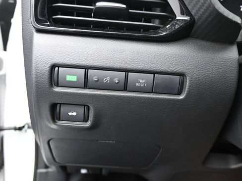 Used 2024 Nissan Sentra SV w/ All-Weather Package FWD image 12