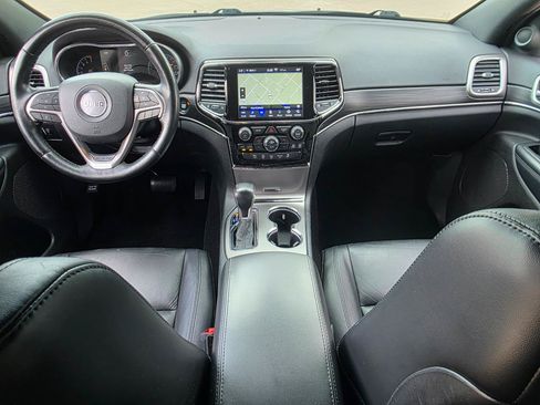 Used 2020 Jeep Grand Cherokee Limited AWD/4WD image 15