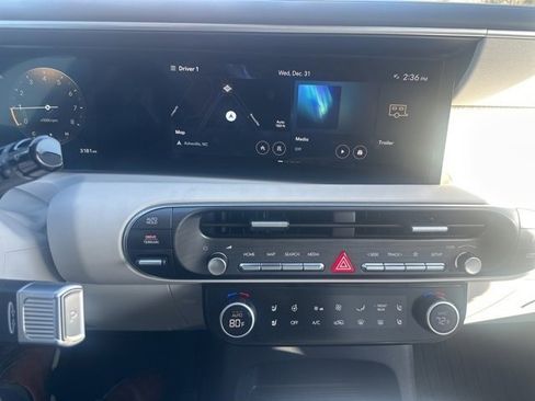 Used 2026 Hyundai Palisade Calligraphy image 4