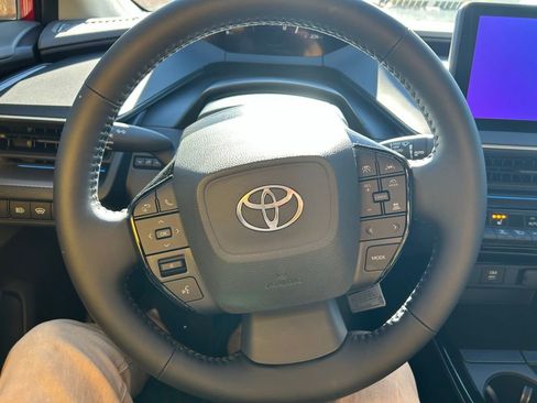 New 2026 Toyota Prius XLE FWD image 25