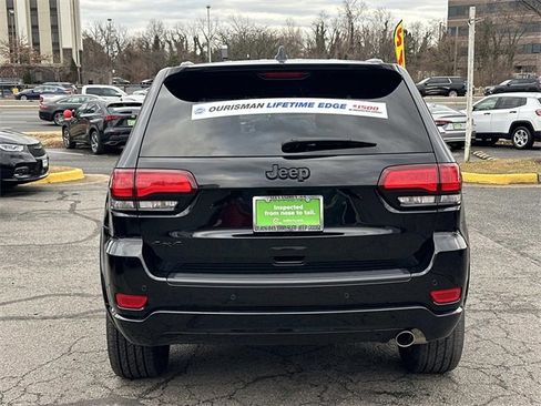 Certified 2022 Jeep Grand Cherokee Laredo X image 3