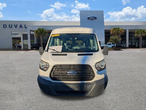 Used 2018 Ford Transit 350 XL image 9