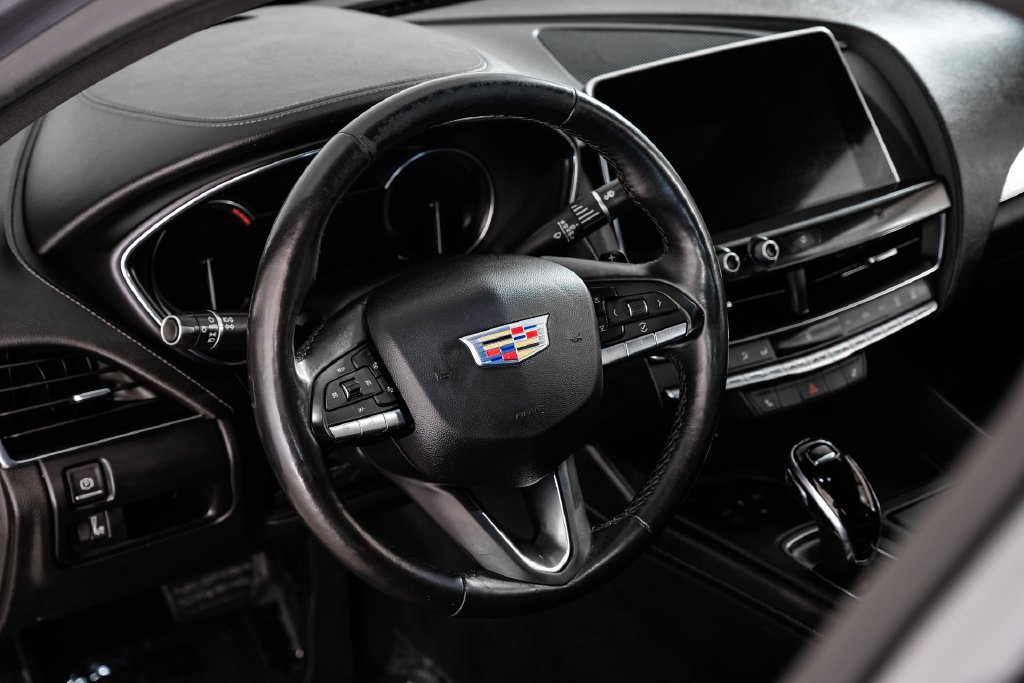 Used 2021 Cadillac CT5 Luxury w/ Cold Weather Package RWD image 12