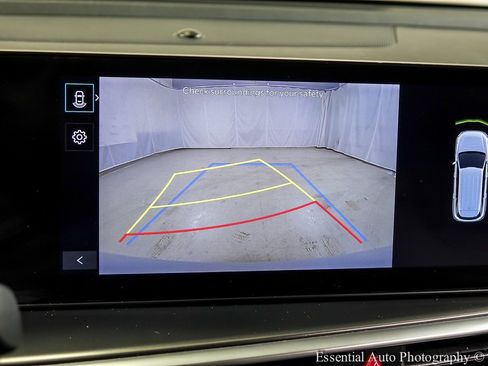 Used 2024 Kia Sorento S w/ Panoramic Sunroof Package image 18