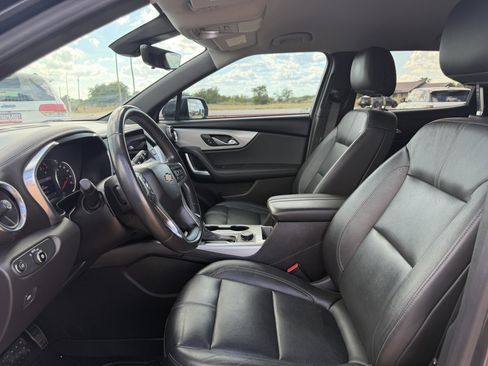 Used 2020 Chevrolet Blazer LT w/ Sound & Technology Package AWD/4WD image 13