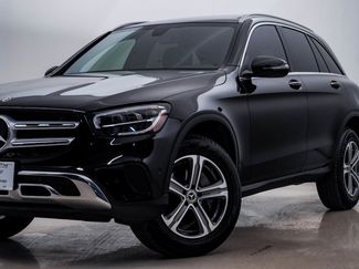 Used 2021 Mercedes-Benz GLC 300 GLC 300 video 2