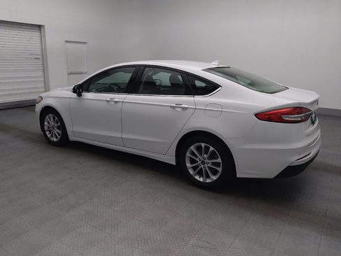Used 2020 Ford Fusion SE FWD image 3