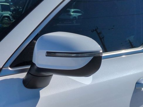 Used 2025 Kia Telluride S image 12