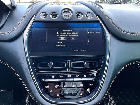 Used 2021 Aston Martin DBX AWD/4WD image 26