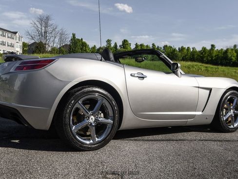 Used 2008 Saturn Sky Red Line RWD image 8