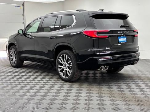 New 2026 GMC Acadia Denali Ultimate w/ LPO, Floor Liner Package AWD/4WD image 15