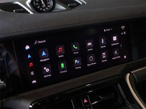 Certified 2025 Porsche Panamera 4 image 22