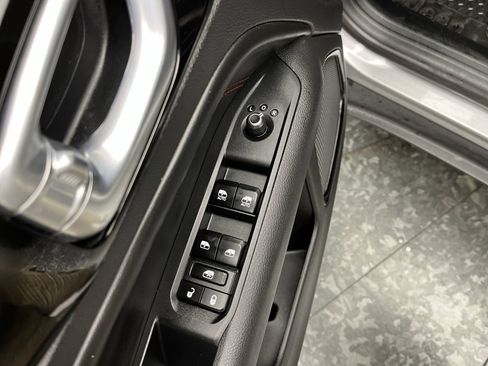 Used 2023 Jeep Compass Trailhawk AWD/4WD image 7