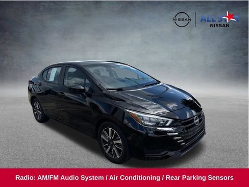 Used 2025 Nissan Versa SV FWD image 1