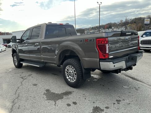 Used 2021 Ford F350 XLT w/ XLT Premium Package image 19