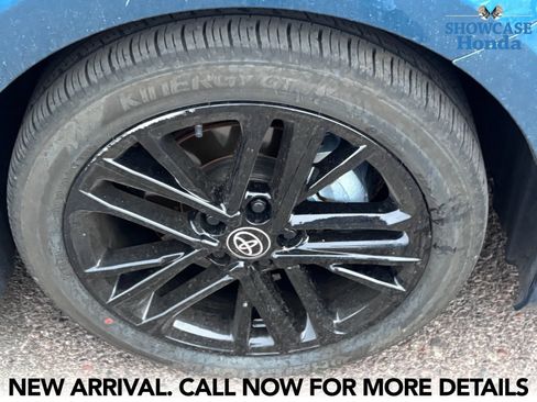 Used 2025 Toyota Camry SE w/ Multimedia Upgrade Package FWD image 7