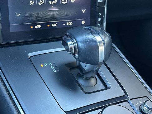 Used 2022 MAZDA MX-30 Electric w/ Premium Plus Pkg image 20